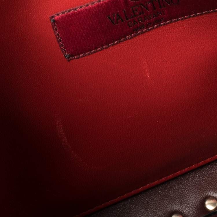 Pre Owned Valentino Burgundy Quilted  Leather Rockstud Spike Top Handle Bag