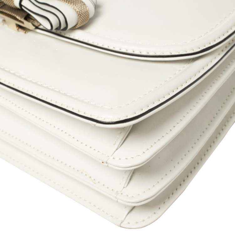 مملوكة مسبقًا Valentino White Leather Metal Mesh Bow Flap Top Handle Bag