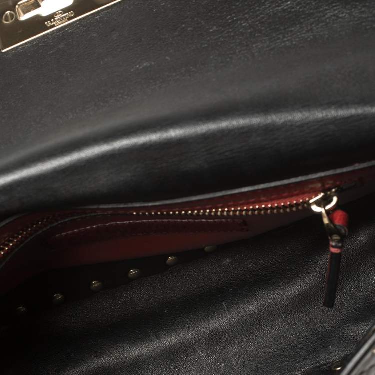 Pre Owned Valentino Black Quilted Leather Rockstud Spike Top Handle Bag