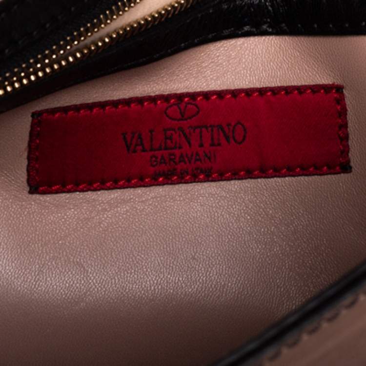 Pre Owned Valentino Black Leather Rockstud Wristlet Clutch
