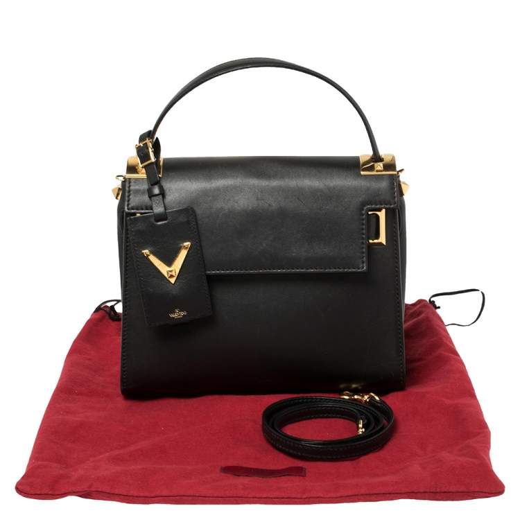 Pre Owned Valentino Black Leather My Rockstud Top Handle Bag