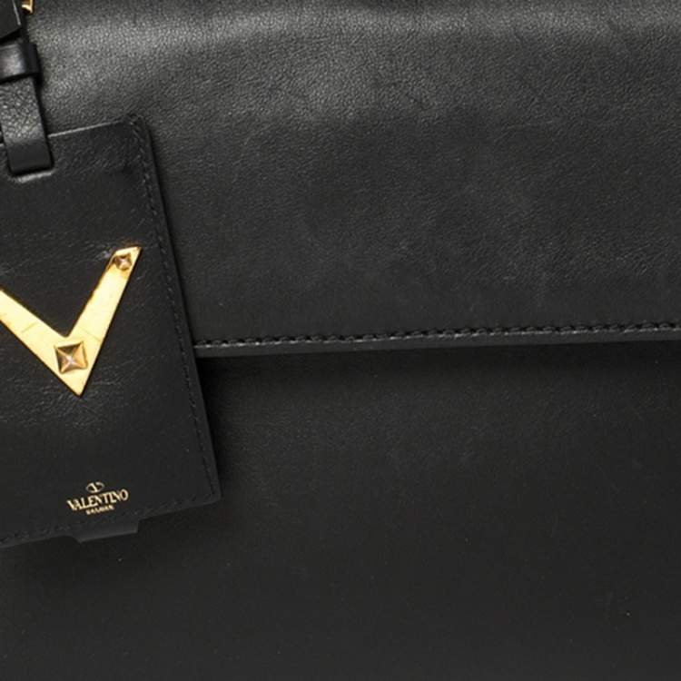Pre Owned Valentino Black Leather My Rockstud Top Handle Bag