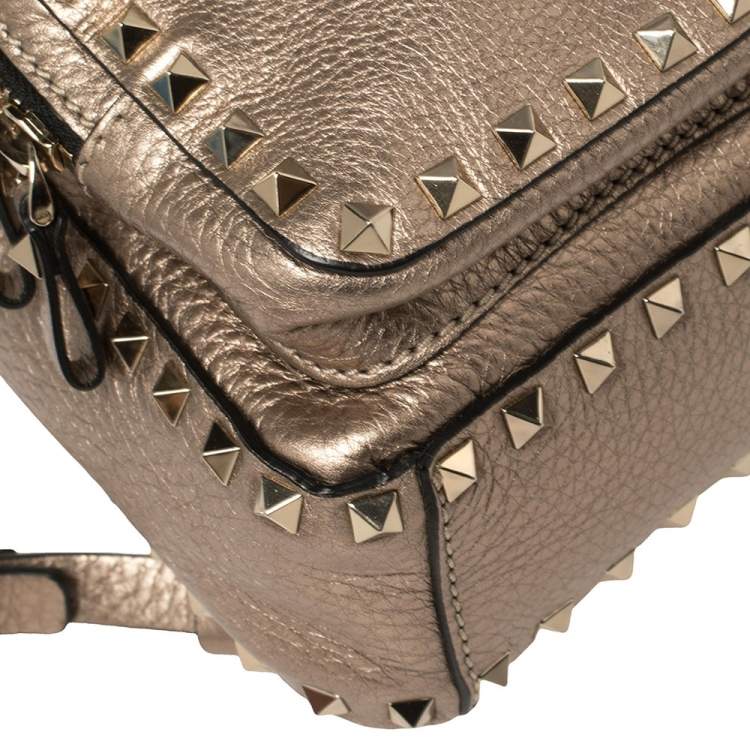 Pre Owned Valentino Metallic Beige Pebbled Leather Mini Rockstud Backpack