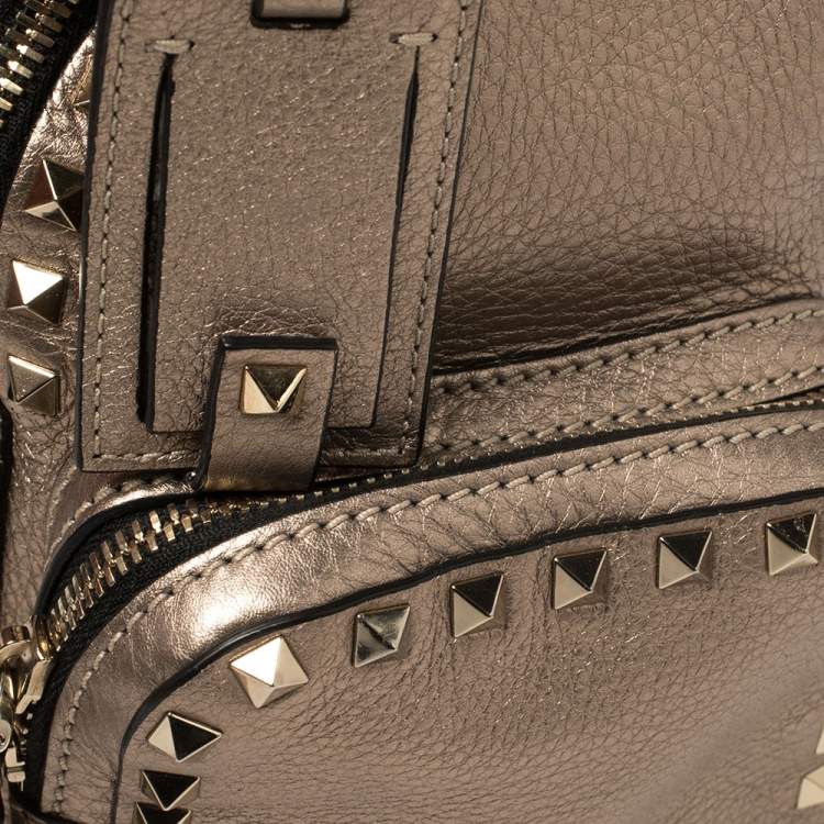 Pre Owned Valentino Metallic Beige Pebbled Leather Mini Rockstud Backpack