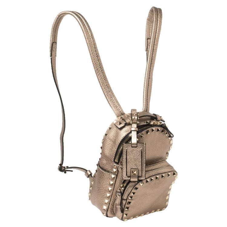 Pre Owned Valentino Metallic Beige Pebbled Leather Mini Rockstud Backpack