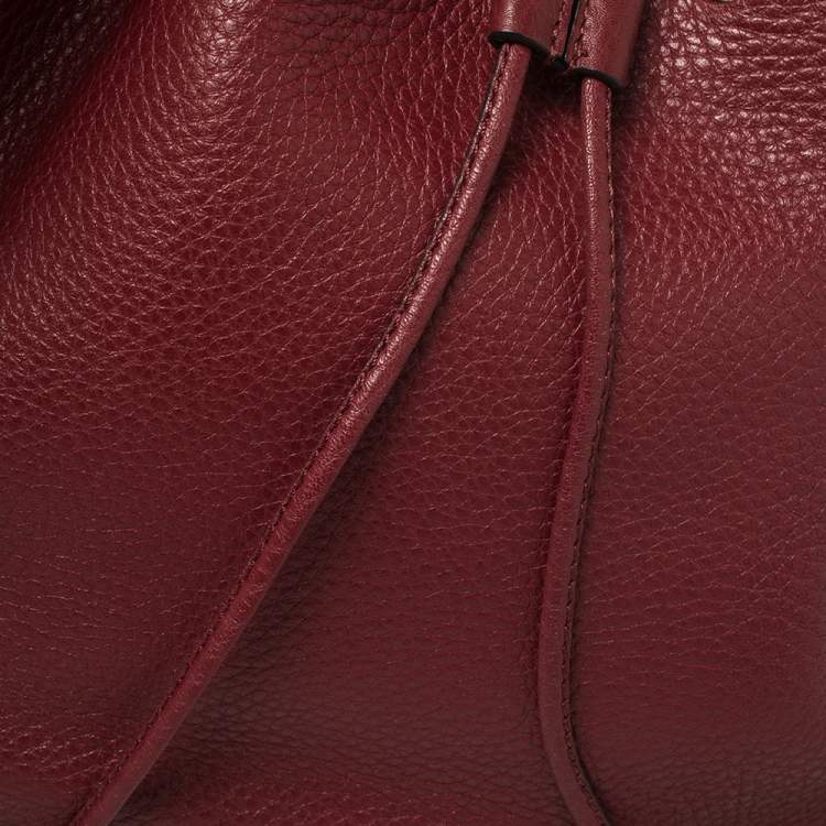 Pre Owned Valentino Red Leather Rockstud Bucket Shoulder Bag