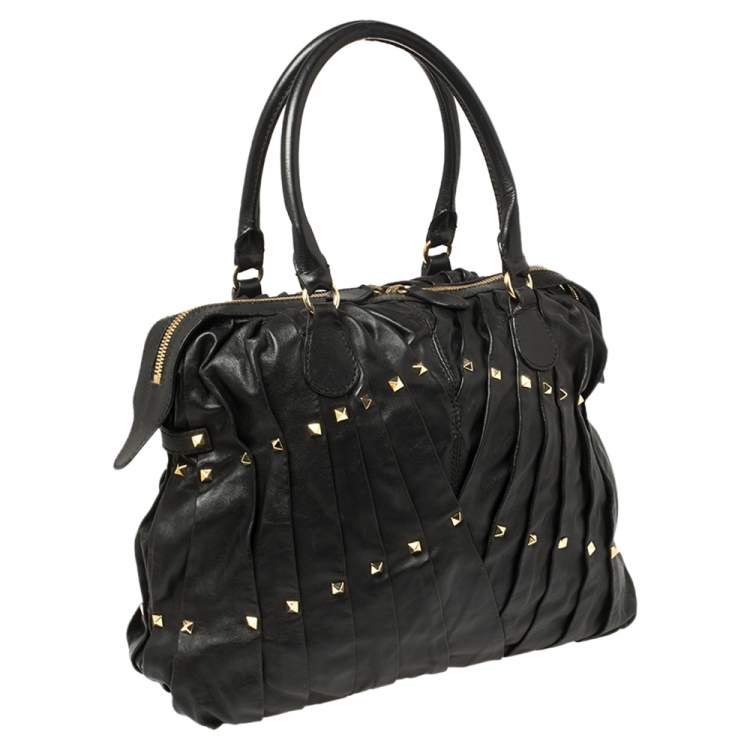 Pre Owned Valentino Black Leather Rockstud Boston Bag