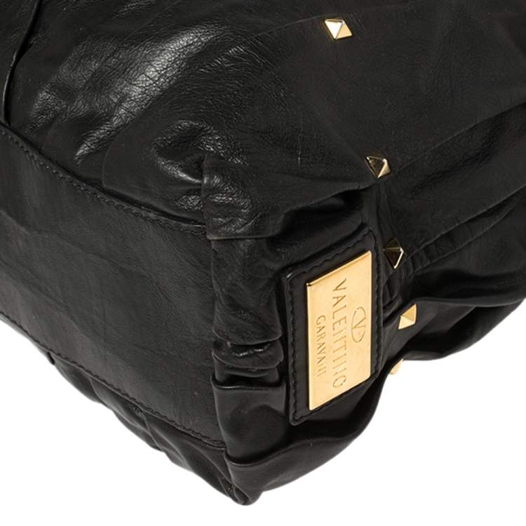 Pre Owned Valentino Black Leather Rockstud Boston Bag