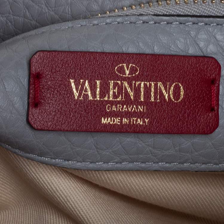 مملوكة مسبقًا Valentino Grey Leather Rockstud Top Handle Bag