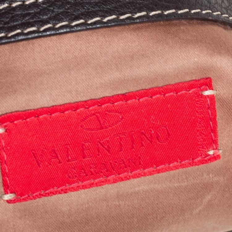 مملوكة مسبقًا Valentino Dark Brown Pebbled Leather VRing Flap Hobo