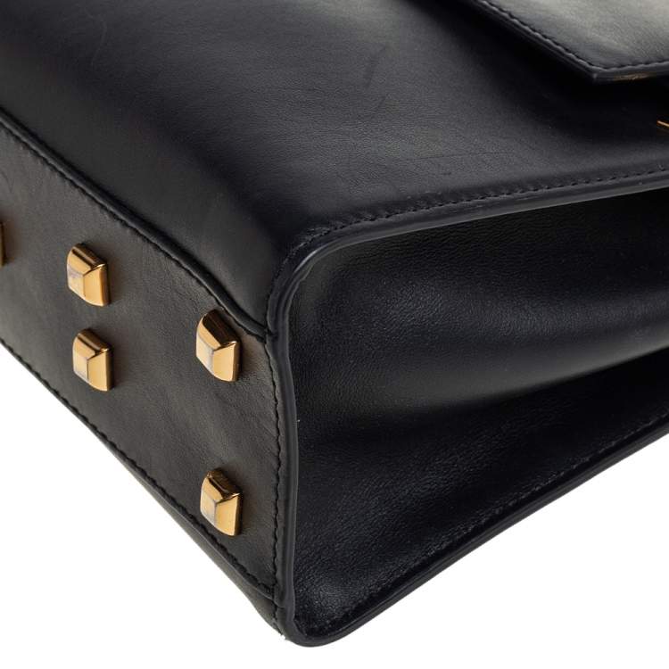 مملوكة مسبقًا Valentino Black Leather My Rockstud Top Handle Bag
