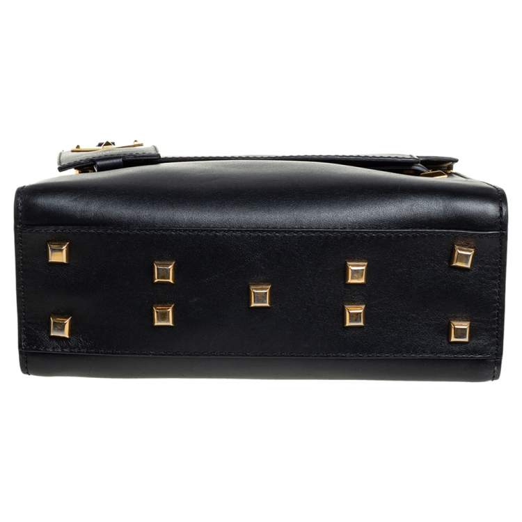 مملوكة مسبقًا Valentino Black Leather My Rockstud Top Handle Bag