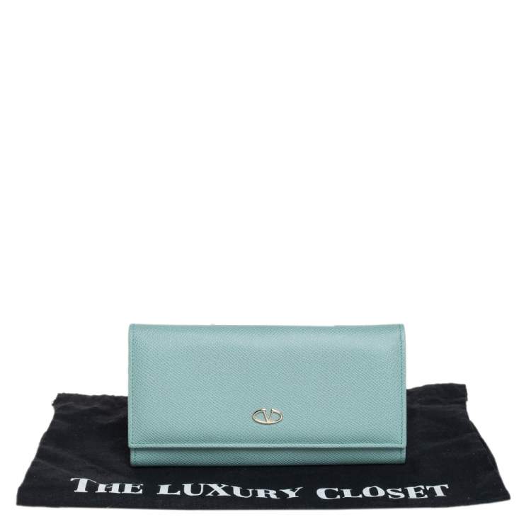 Pre Owned Valentino Light Green Leather V Ring Flap Continental Wallet 