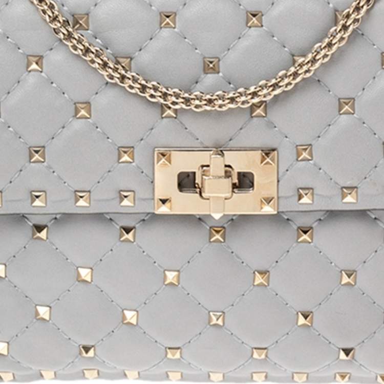 مملوكة مسبقًا Valentino Grey Leather Medium Rockstud Spike Top Handle Bag