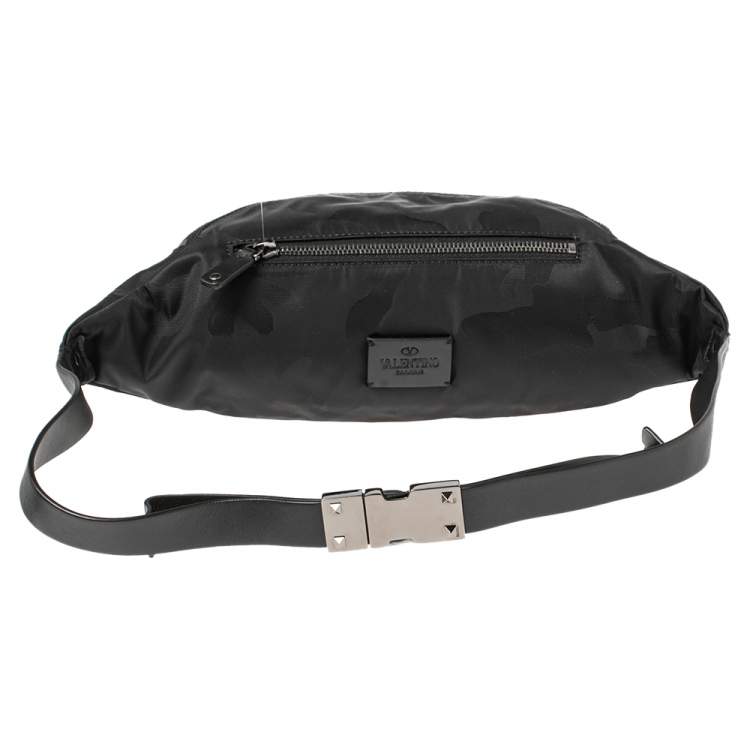 Pre Owned Valentino Black Nylon Rockstud Belt Bag