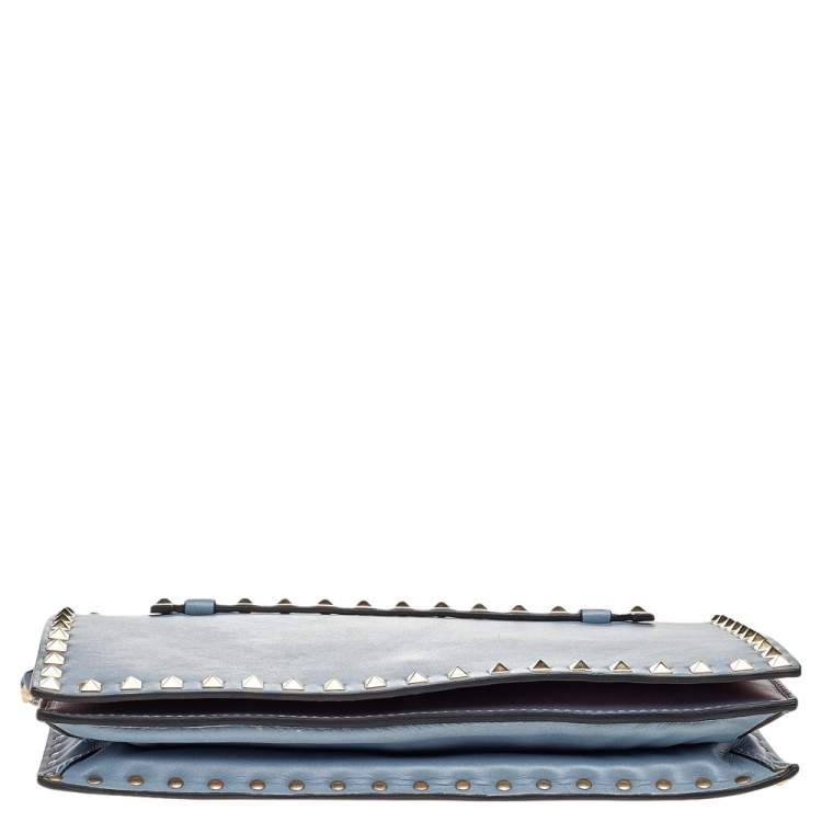 Pre Owned Valentino Pale Blue Leather Rockstud Wristlet Clutch 