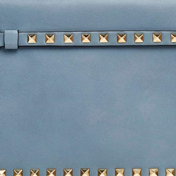 Pre Owned Valentino Pale Blue Leather Rockstud Wristlet Clutch 