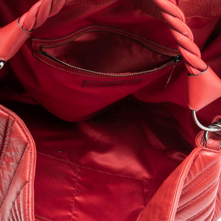 Pre Owned Valentino Red Quilted Leather Large Hobo
