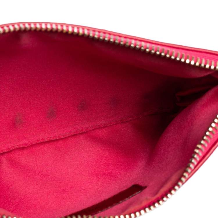 Pre Owned Valentino Fuchsia Leather Rockstud Wristlet Clutch