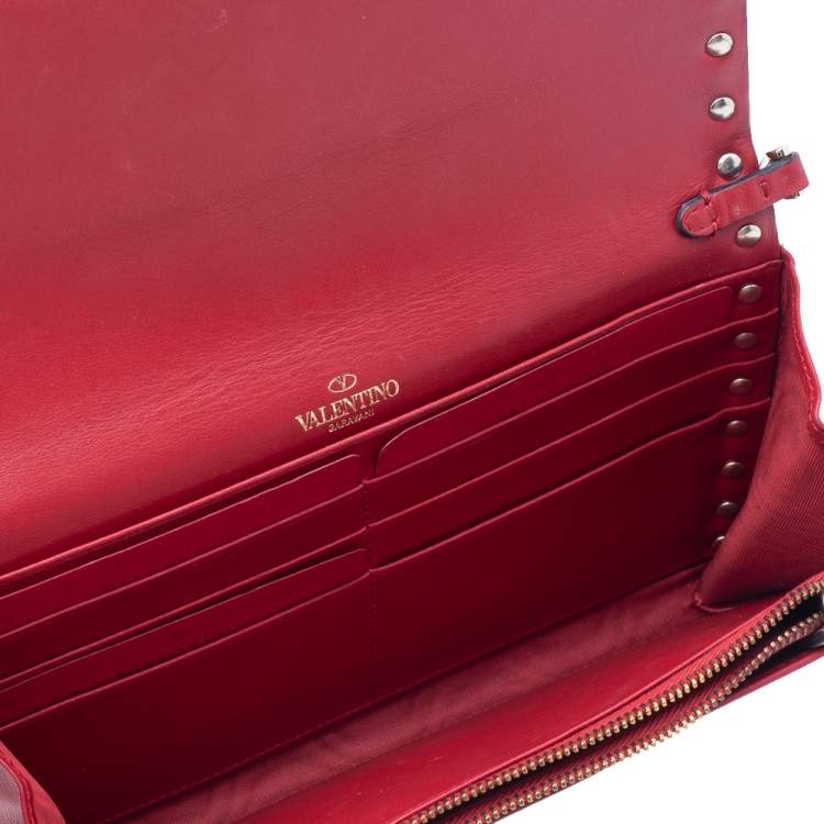Pre Owned Valentino Red Leather Rockstud Wallet On Chain