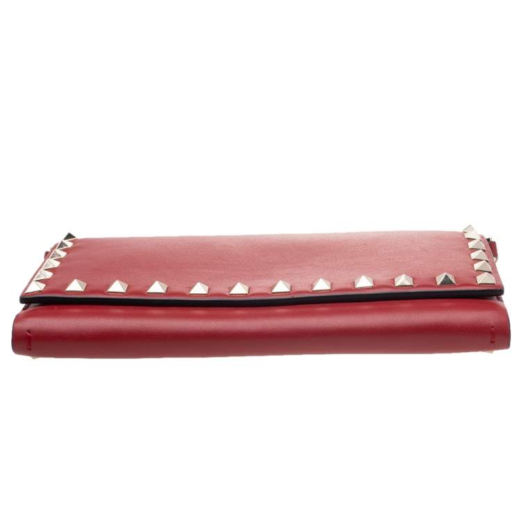 Pre Owned Valentino Red Leather Rockstud Wallet On Chain
