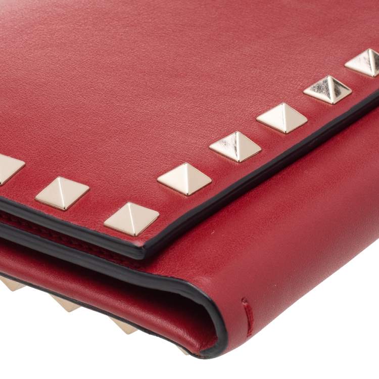 Pre Owned Valentino Red Leather Rockstud Wallet On Chain