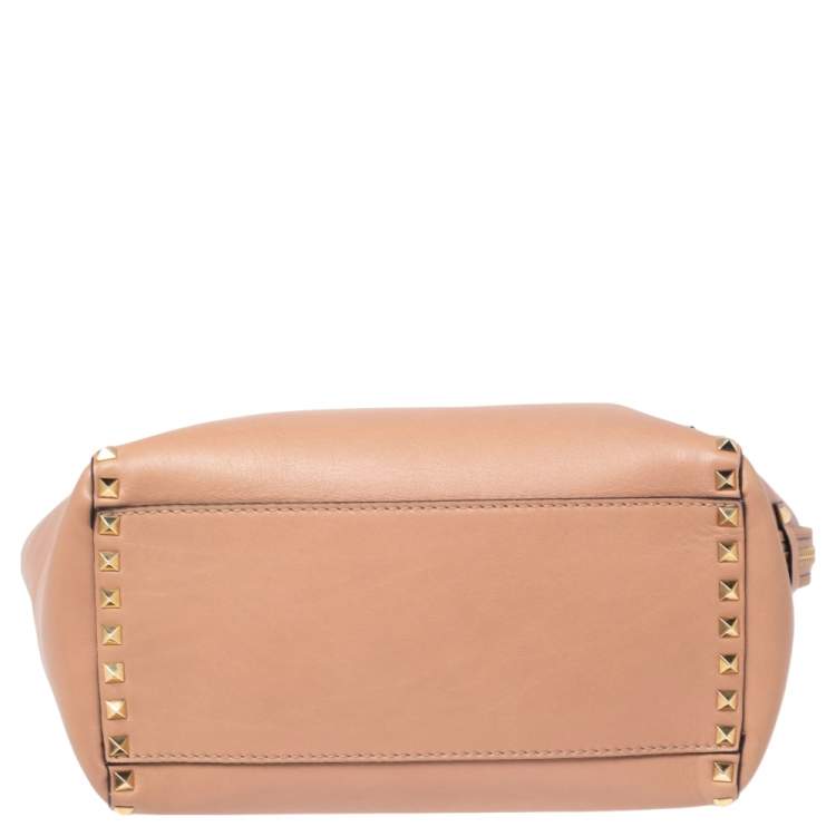 Pre Owned Valentino Beige Leather Rockstud Trapeze Tote