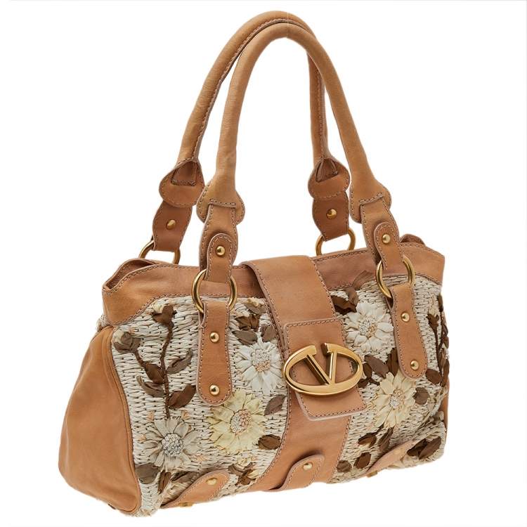 Pre Owned Valentino Beige Leather And Raffia Catch Bag