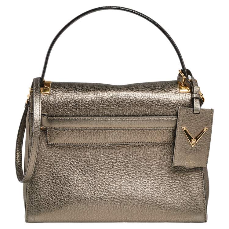 مملوكة مسبقًا Valentino Metallic Olive Green Leather Medium My Rockstud Top Handle Bag