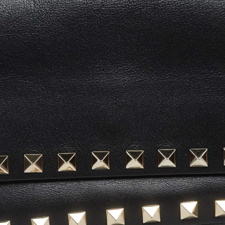 Pre Owned Valentino Black Leather Rockstud Flap Belt Bag
