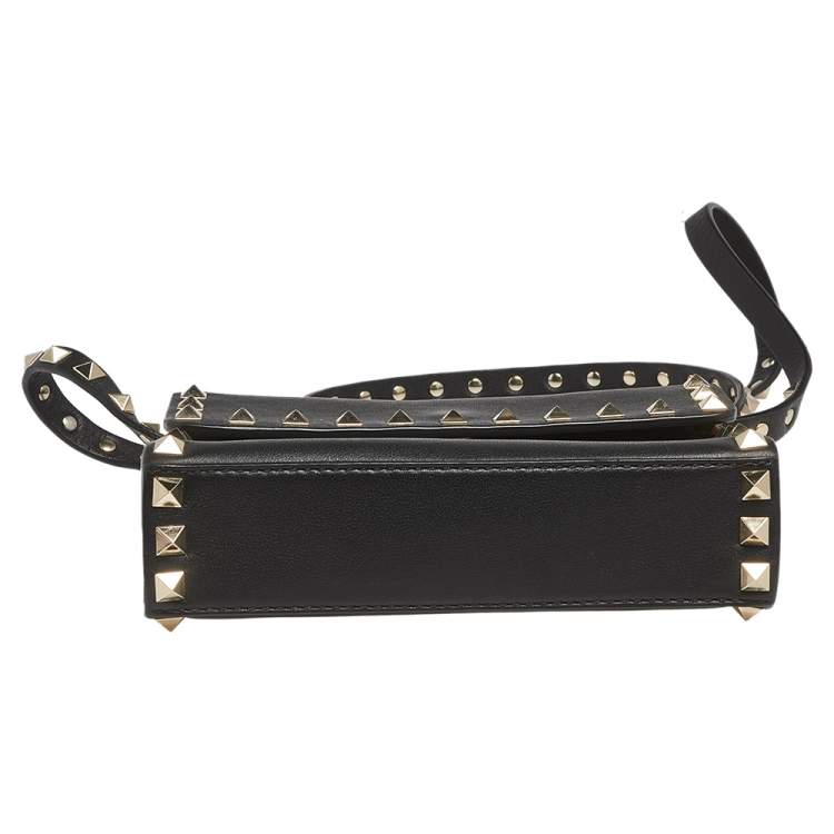 Pre Owned Valentino Black Leather Rockstud Flap Belt Bag