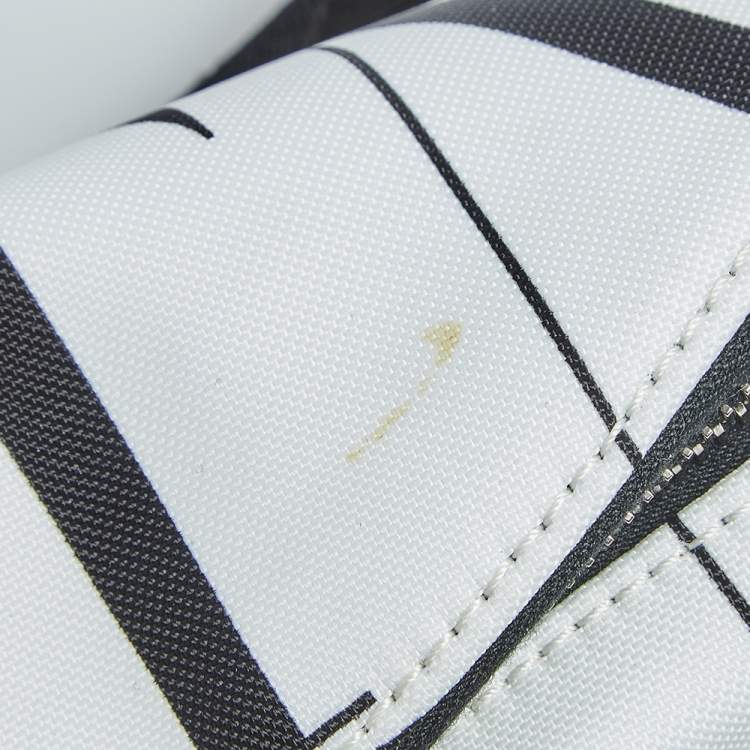 Pre Owned Valentino White/Black Nylon VLTN Belt Bag