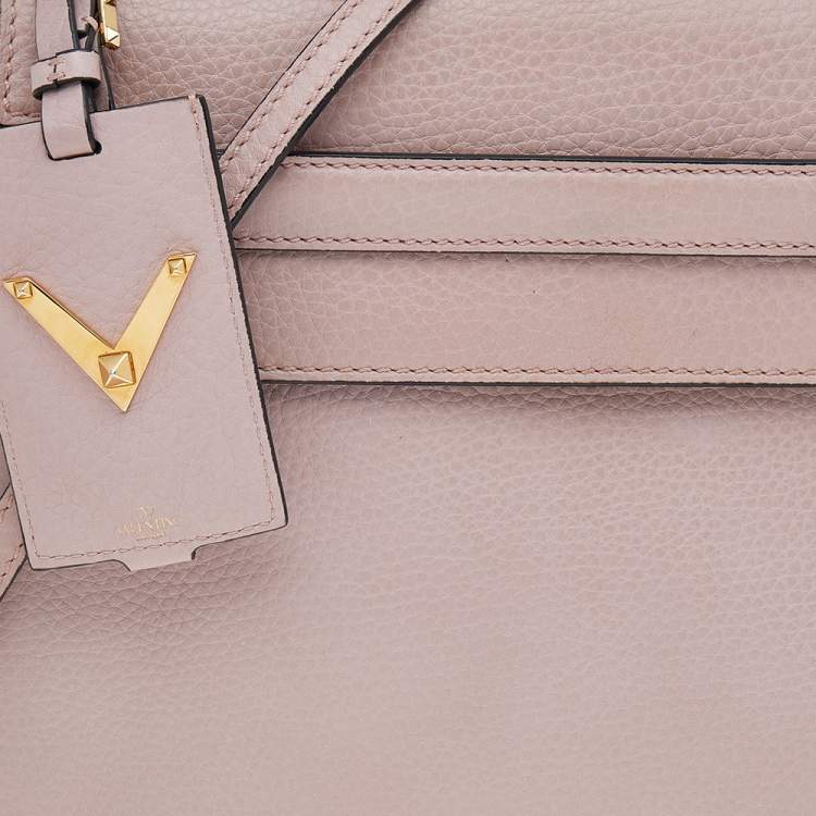 Pre Owned Valentino Pink Leather Medium My Rockstud Top Handle Bag