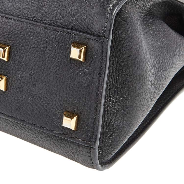 Pre Owned Valentino Black Leather Medium My Rockstud Top Handle Bag