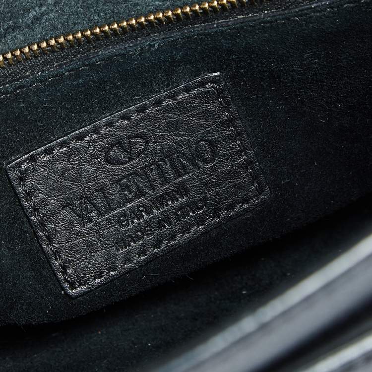 Pre Owned Valentino Black Leather Medium My Rockstud Top Handle Bag