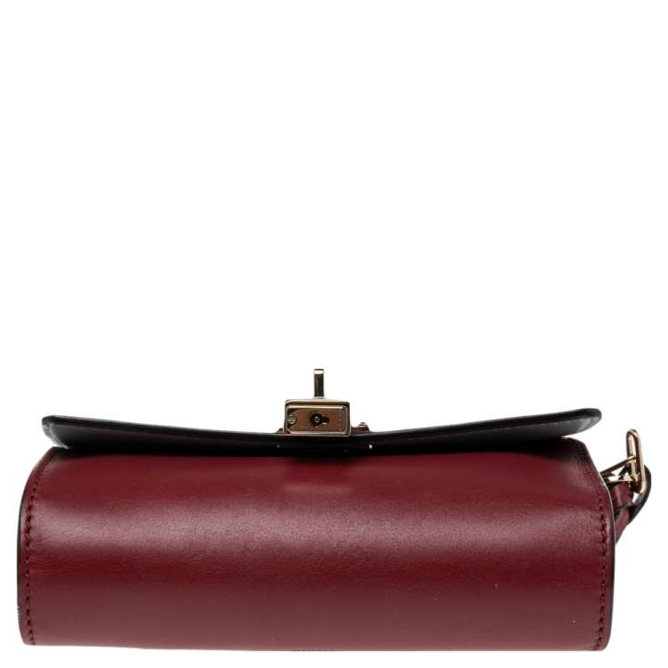 مملوكة م�سبقًا Valentino Red Leather Joylock Shoulder Bag
