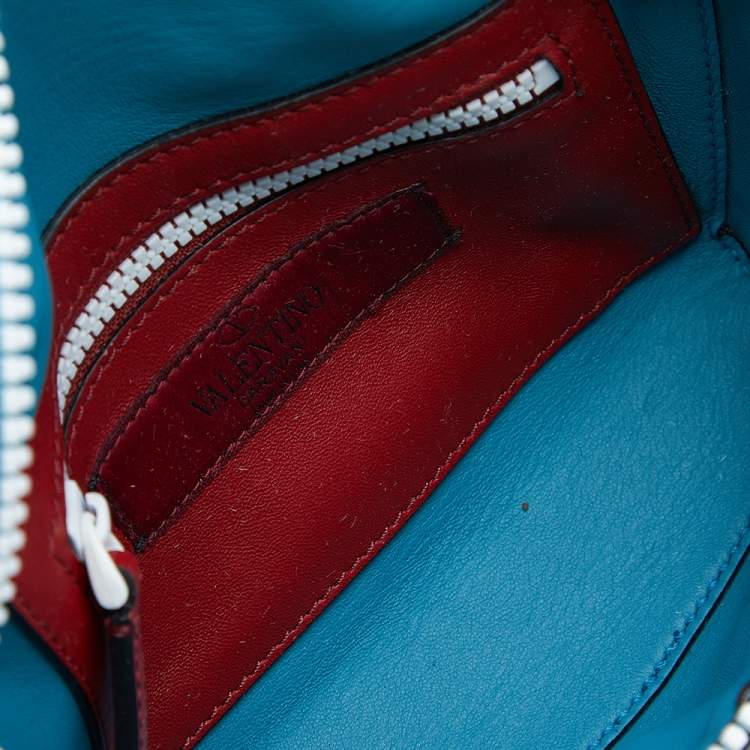 Pre Owned Valentino Blue Quilted Leather Rockstud Belt Bag