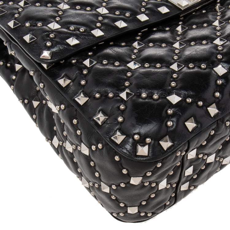 Pre Owned Valentino Black Quilted Leather Medium Rockstud Spike Top Handle Bag