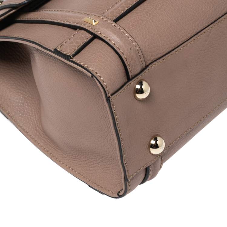 مملوكة مسبقًا Valentino Beige Leather Studded Flap Top Handle Bag