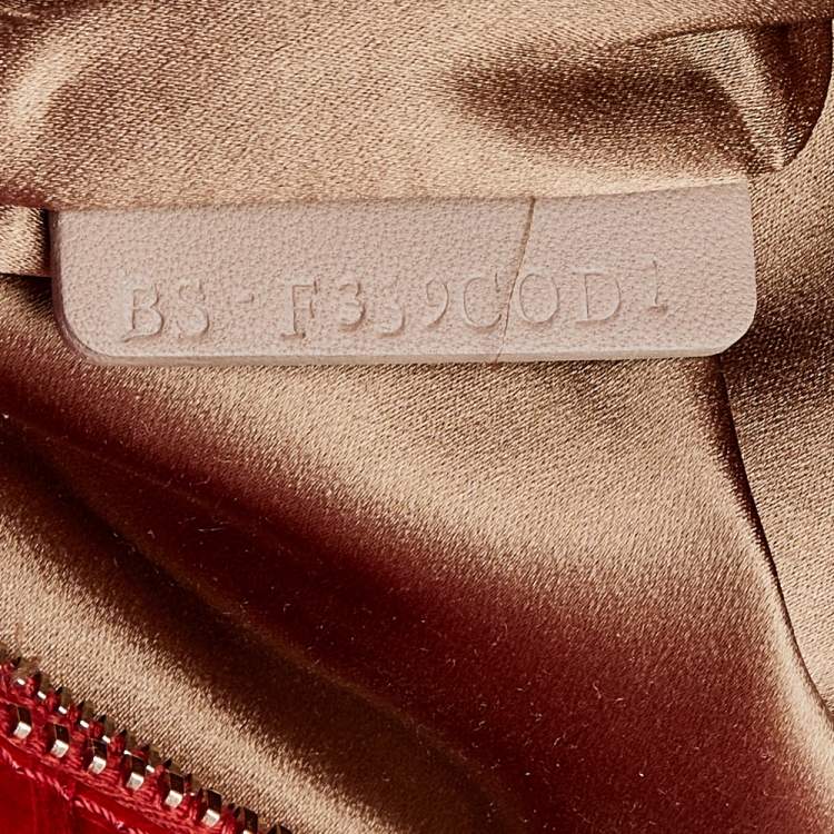 Pre Owned Valentino Red Alligator Leather Rockstud Trapeze Tote