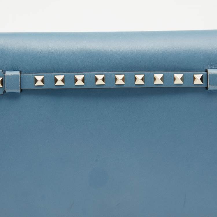 Pre Owned Valentino Sky Blue Leather Rockstud Clutch