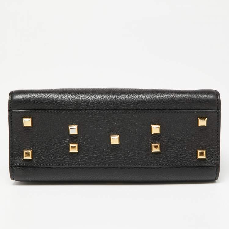 مملوكة مسبقًا Valentino Black Leather My Rockstud Top Handle Bag