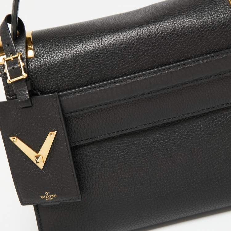 مملوكة مسبقًا Valentino Black Leather My Rockstud Top Handle Bag