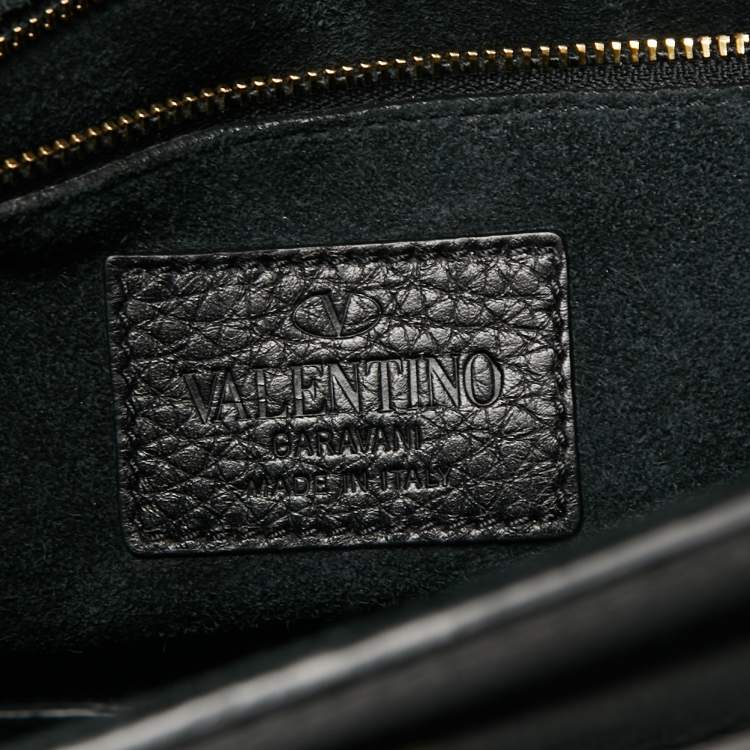 مملوكة مسبقًا Valentino Black Leather My Rockstud Top Handle Bag