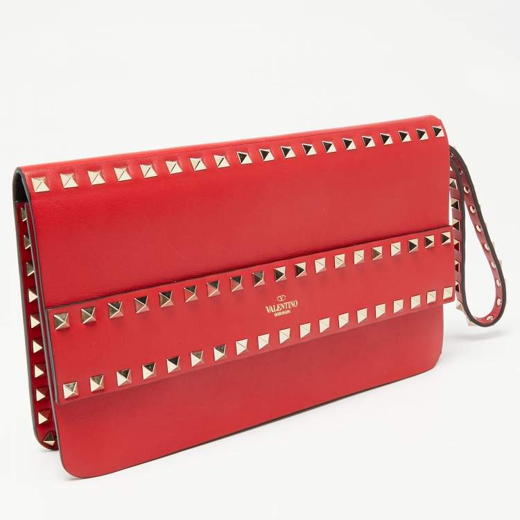 Pre Owned Valentino Red Leather Rockstud Wristlet Clutch