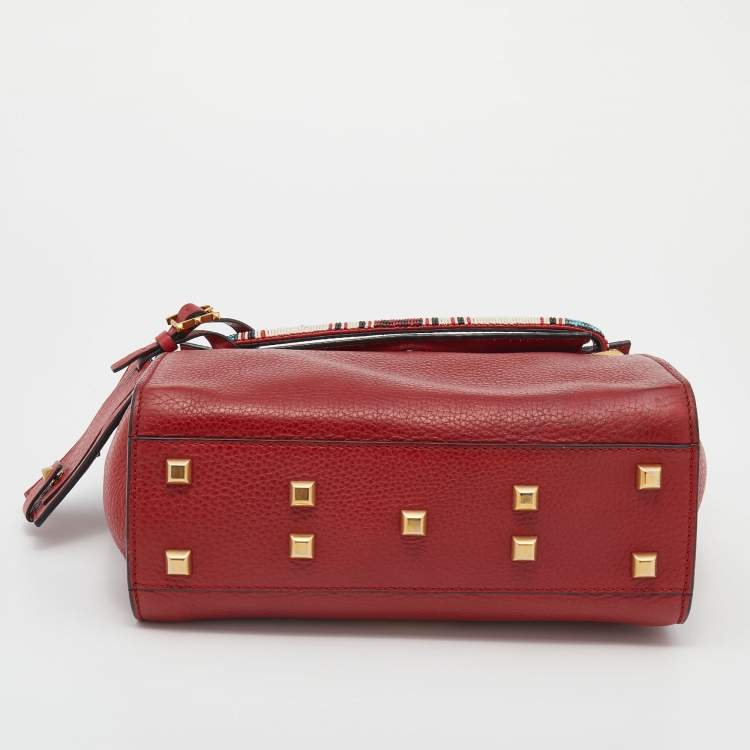 مملوكة مسبقًا Valentino Red Leather My Rockstud Top Handle Bag