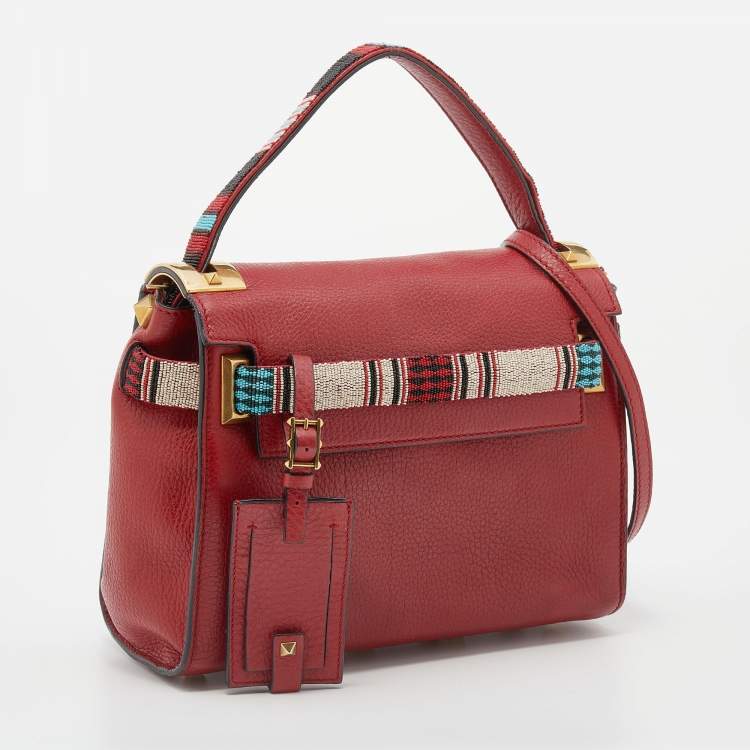 مملوكة مسبقًا Valentino Red Leather My Rockstud Top Handle Bag