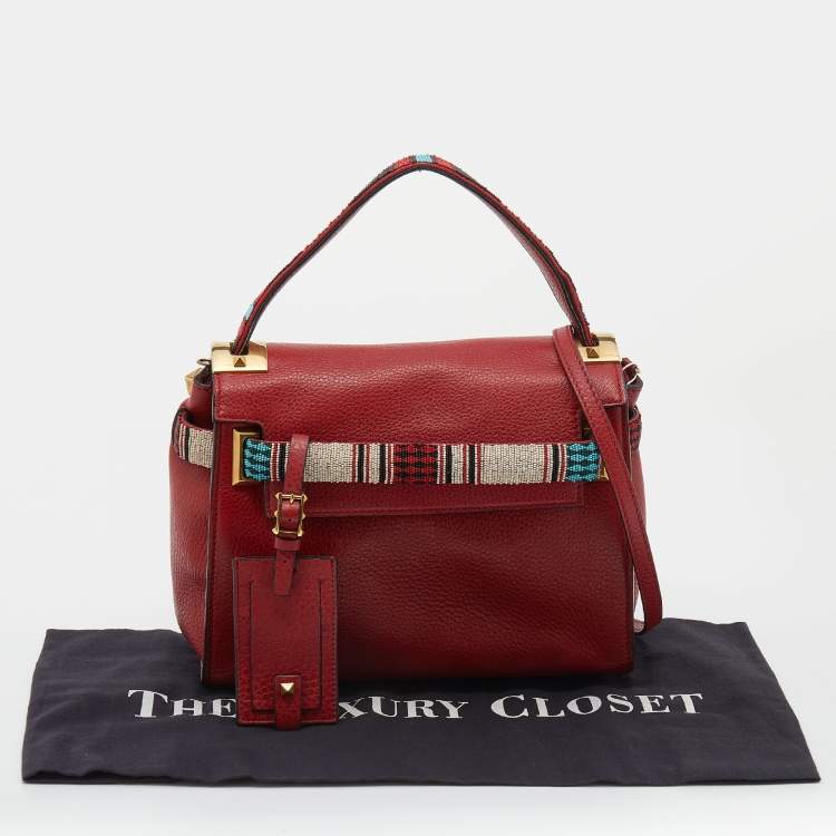 مملوكة مسبقًا Valentino Red Leather My Rockstud Top Handle Bag