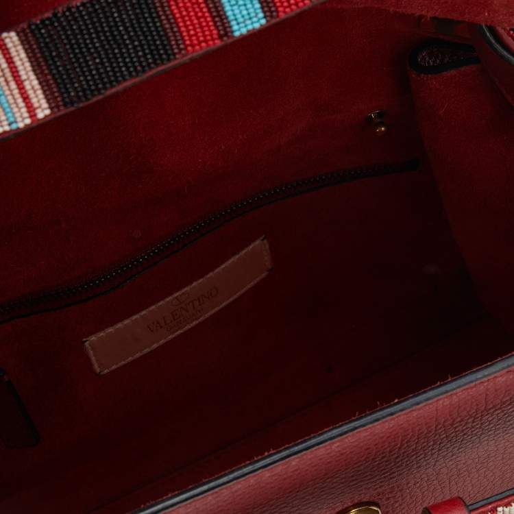 مملوكة مسبقًا Valentino Red Leather My Rockstud Top Handle Bag