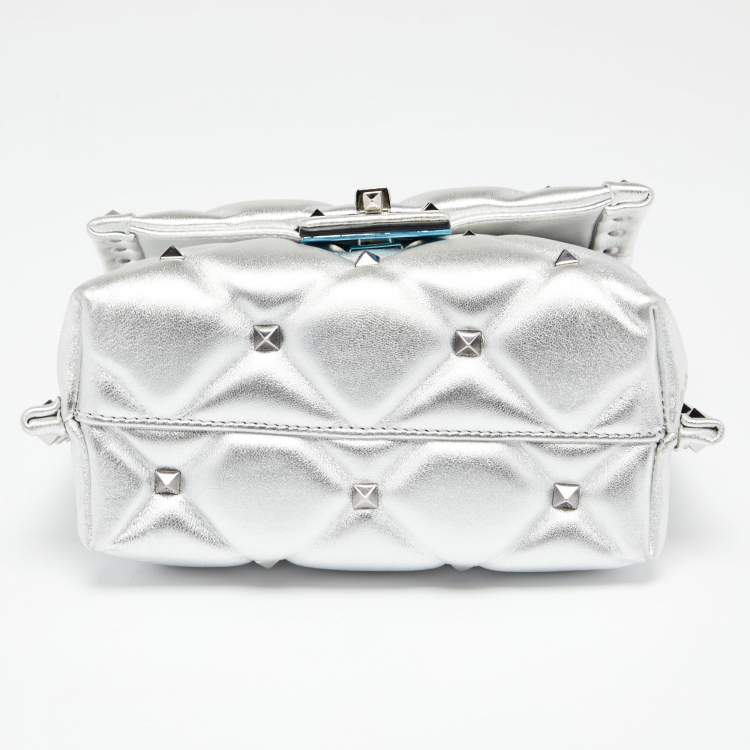 مملوكة مسبقًا Valentino Metallic Silver Quilted Leather Mini Candystud Top Handle Bag